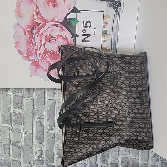 Fossil Handbags - Fossil Felicity Tote Black Old English Brass Vegan Material